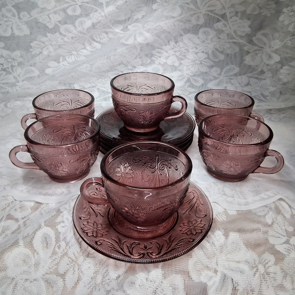 Vintage Tiara Indiana Glass Plum Amethyst Teacup & Saucer 6 Sets Sandwich 1970s - Picture 3 of 12
